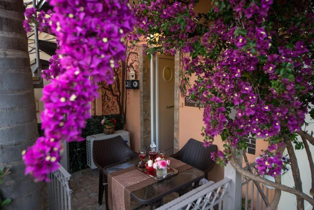 Bougainvillea House 1 Kalamata Exterior foto